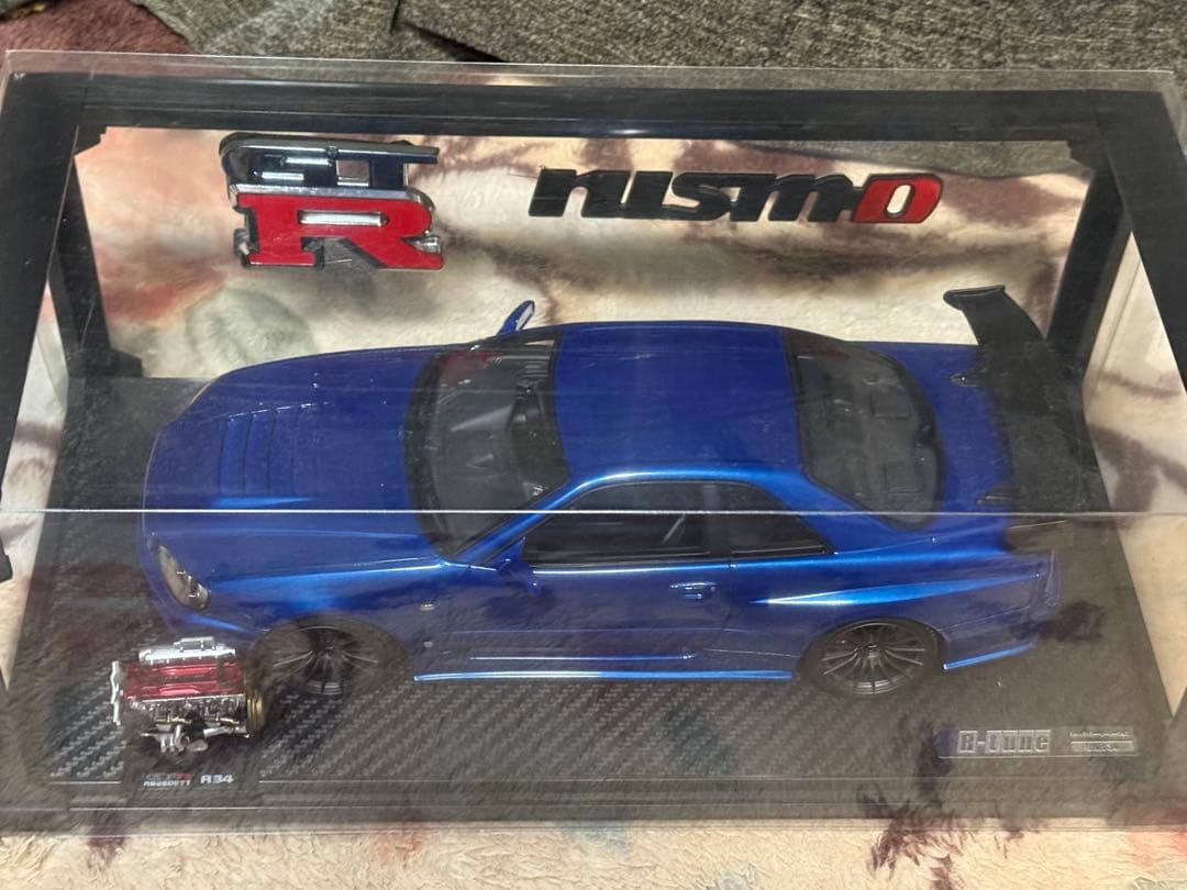 イグニション　1/18 スカイラインR34 GT-R RB26エンジン付き
