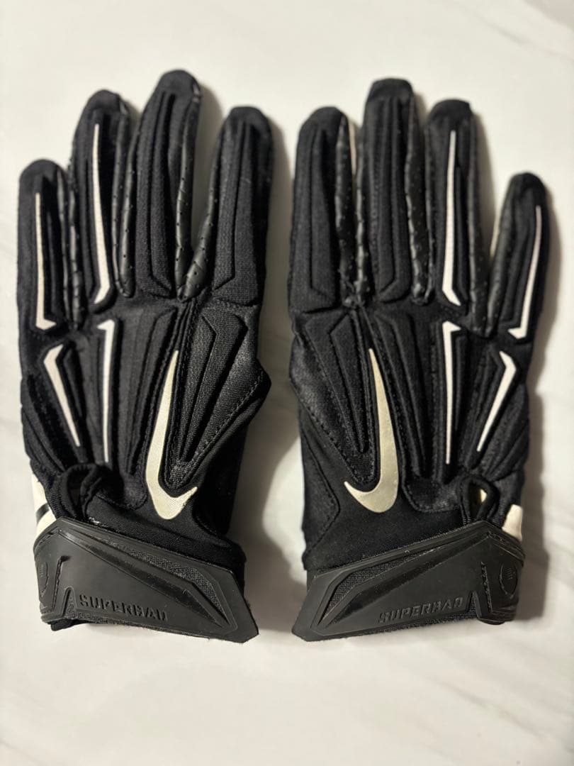 NIKE“SUPERBAD 3.0“ブラック Mサイズ