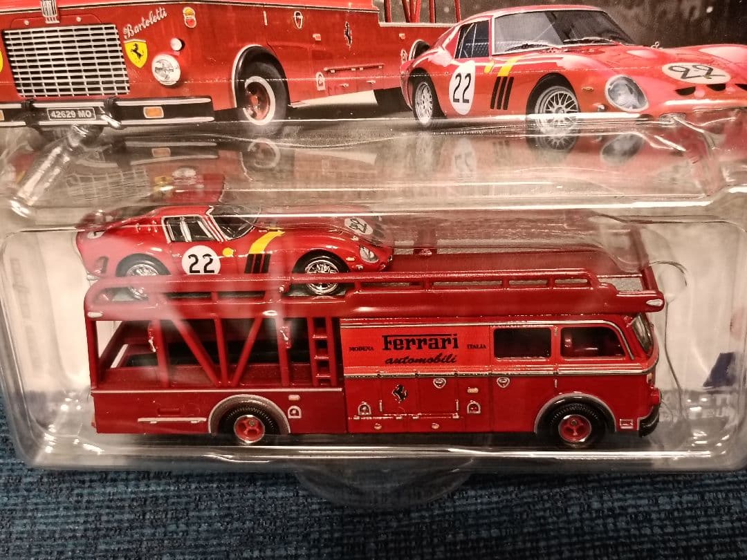 ホットウィール チームトランスポート フェラーリ AE86トレノ ライカン