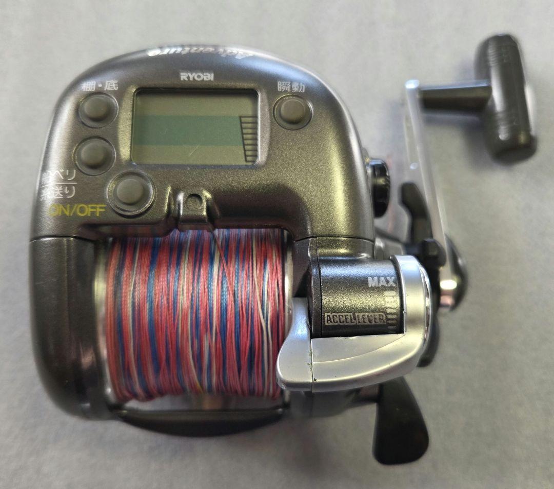 RYOBIアドベンチャーSS700AC 電動リールAdventureデジタル表示