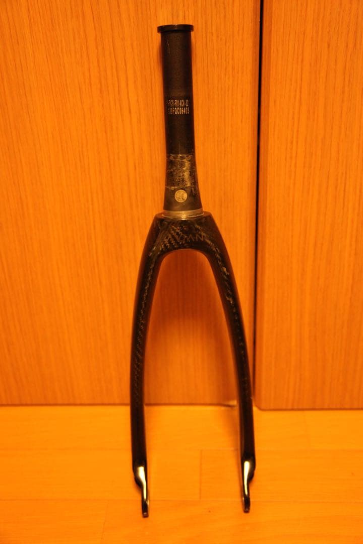 パーツ Avian Versus Tapered Carbon BMX Fork