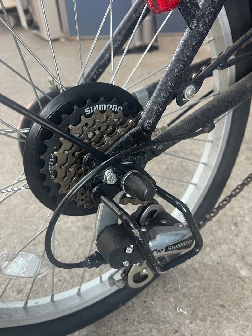 Jeep　[ジープ]　20インチ 折り畳み自転車　空気入付き　ブラック白斑点模様