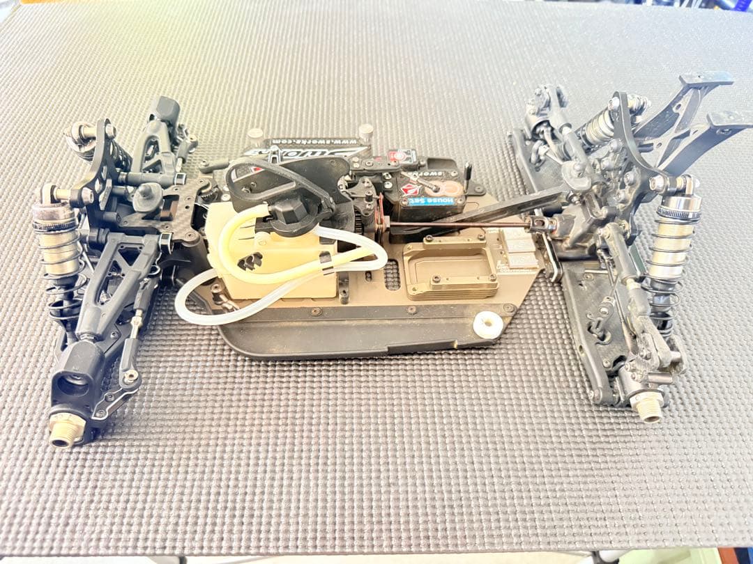 SWORKZ オフロードバギー ピンクの猫