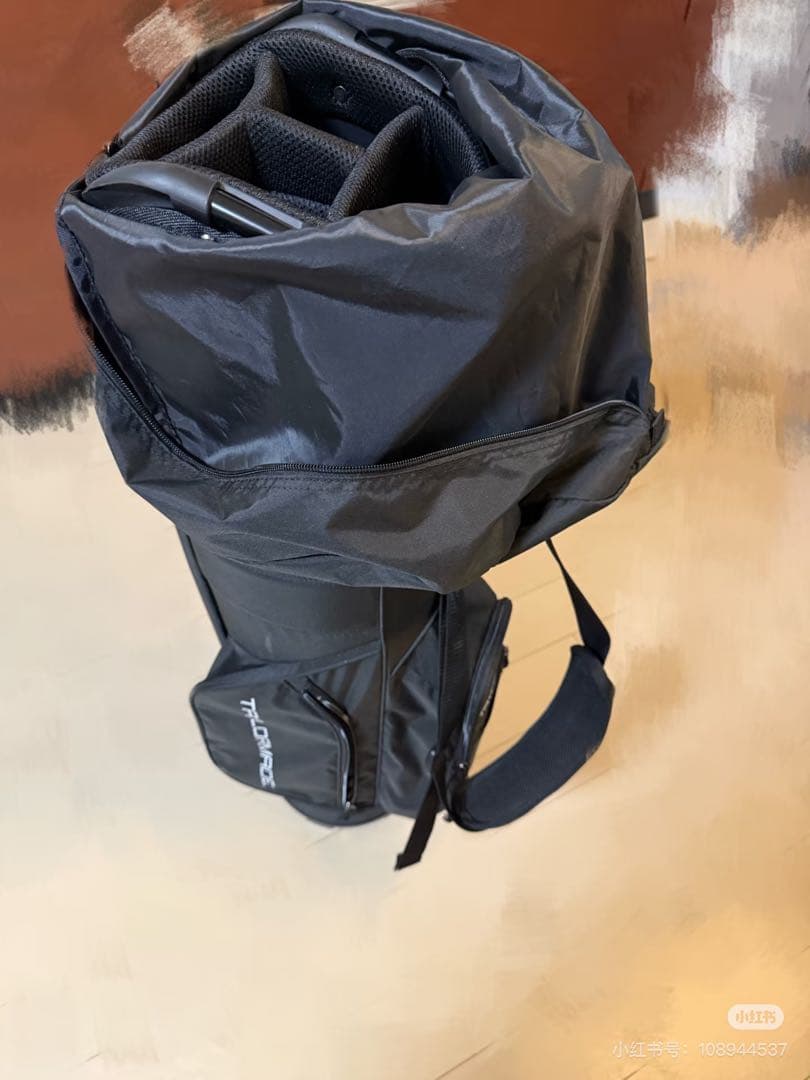 TaylorMade テーラーメイド　スリムキャディーバッグ