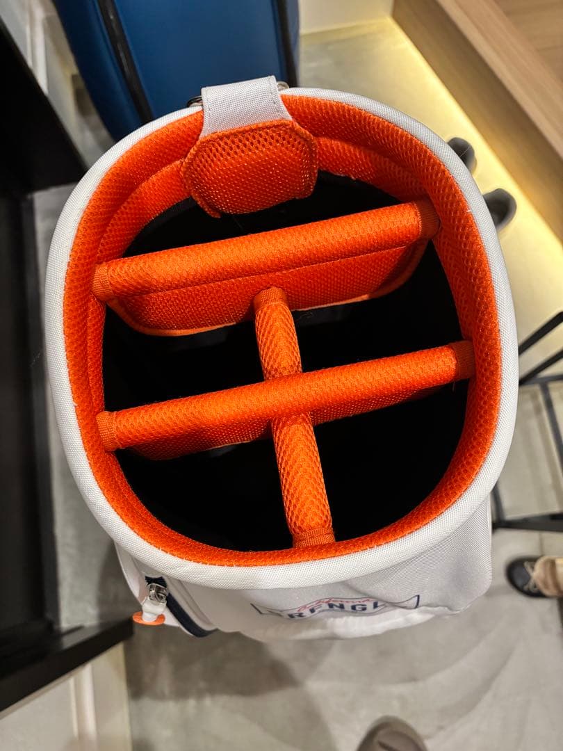 TAYLORMADE キャディバッグ　ゴールデンステート