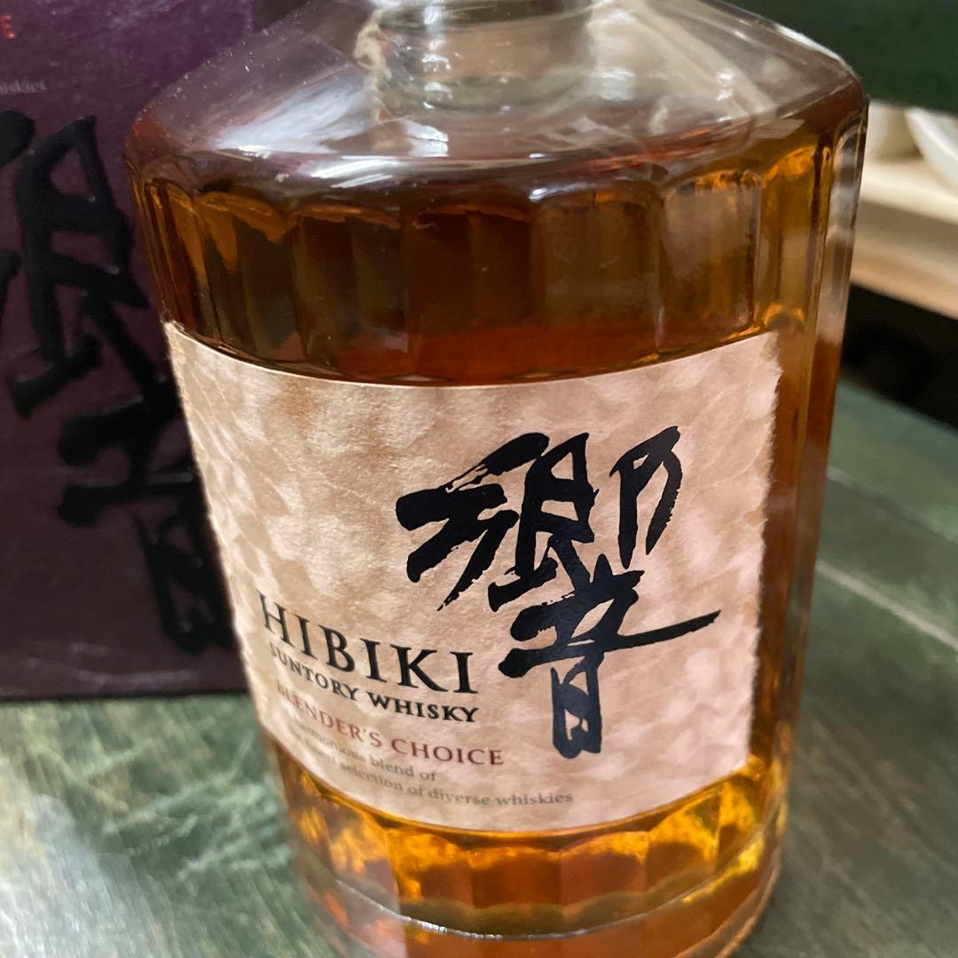 Hibiki Blenders Choice 700ml 箱入り　響　サントリー