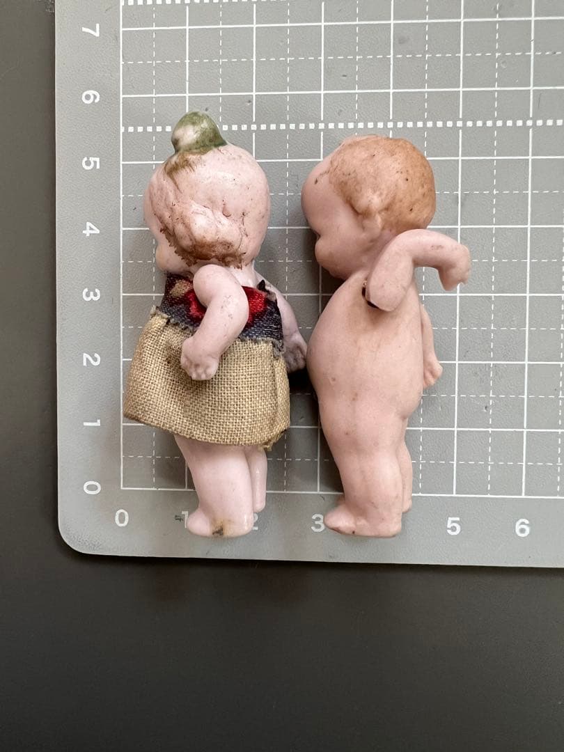 【アンティーク】ドイツ製 Hertwig ドール ペア 5.5cm
