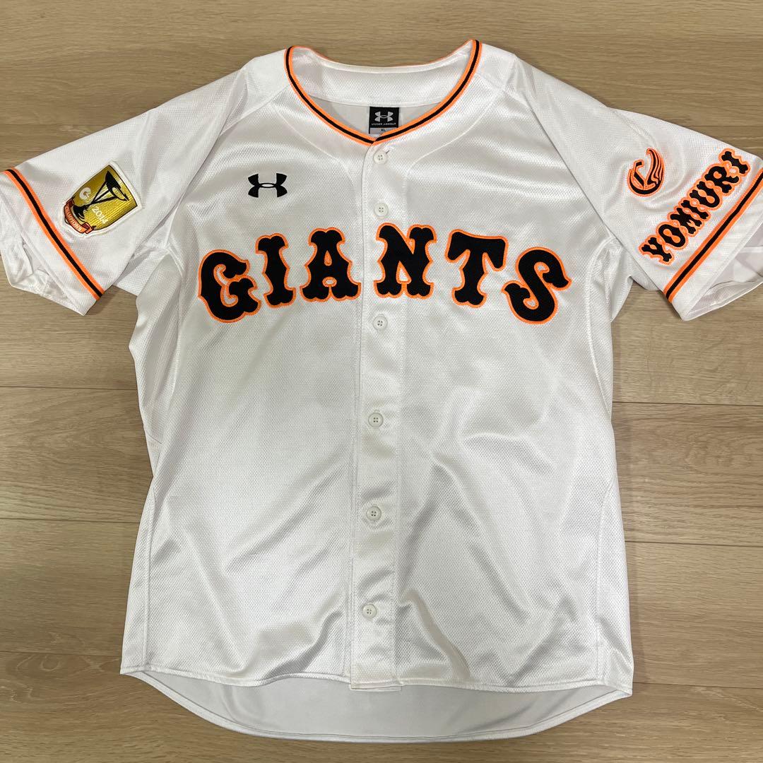 読売ジャイアンツ巨人　アンダーアーマー　坂本勇人　プロコレオーセンティック