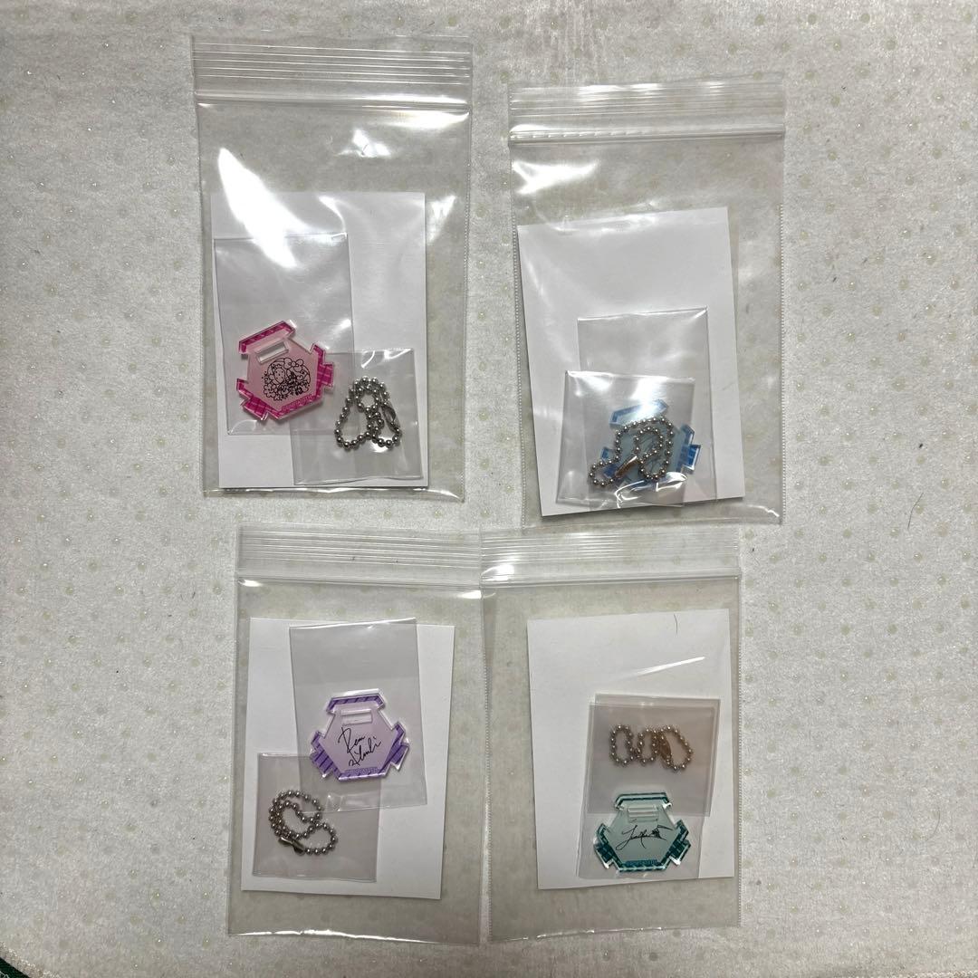 アイカツ イオンシネマ限定 アクリルスタンド 4種