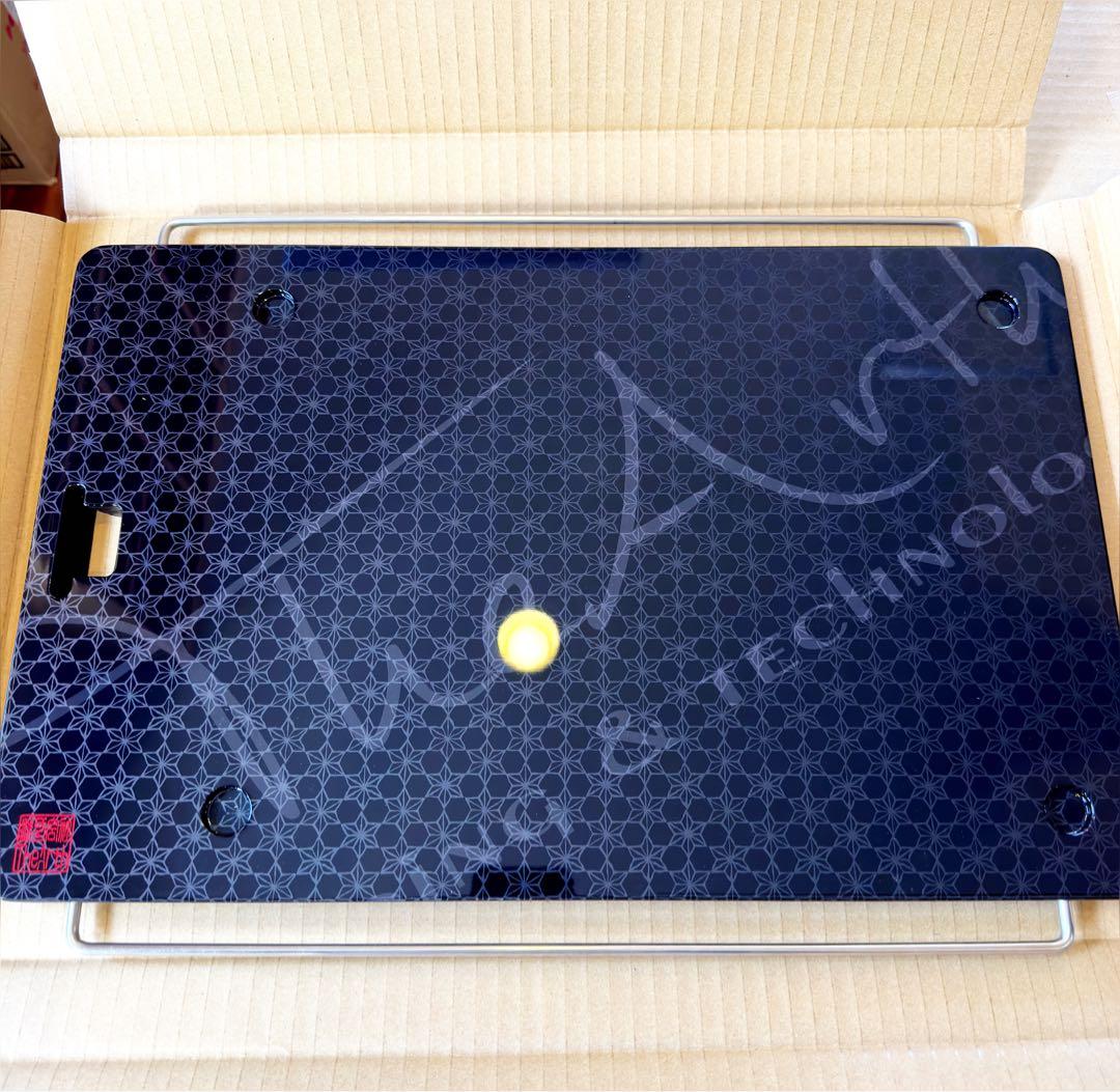 新品未使用 ざぁーす TheArth 板モノ 床上手さん.【炭カラー】ヌルテカ