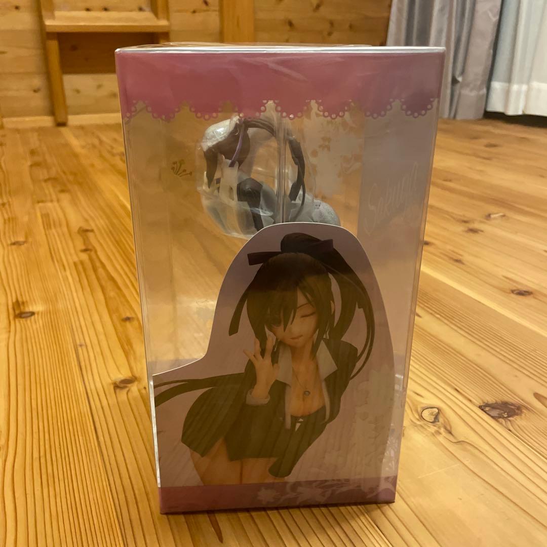 【未開封】 シャイニング サクヤ 女教師 フィギュア