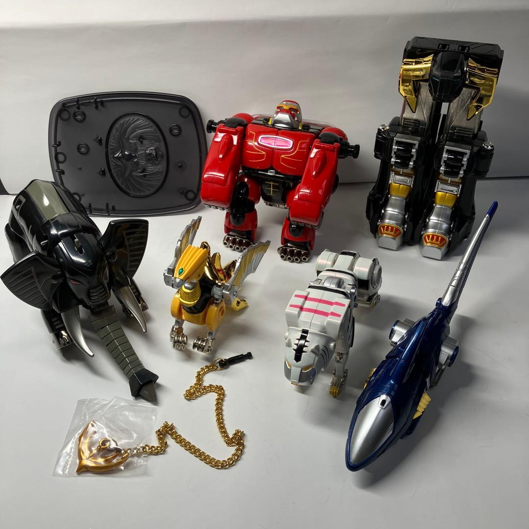 【未使用】トイザらス限定 DX百獣合体ガオナイト ～百獣戦隊ガオレンジャー