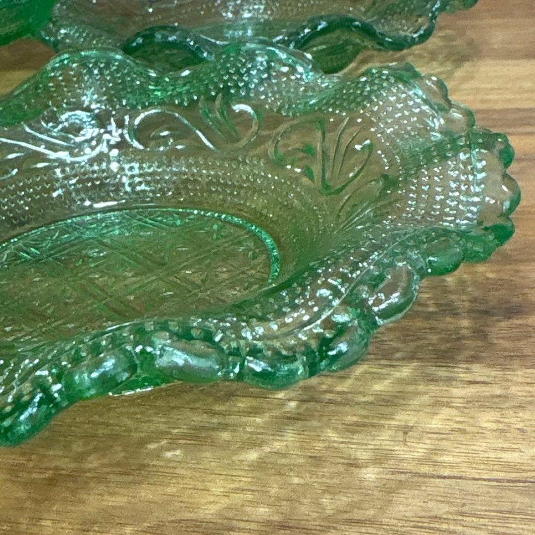 昭和レトロ◎フリルプレスガラス