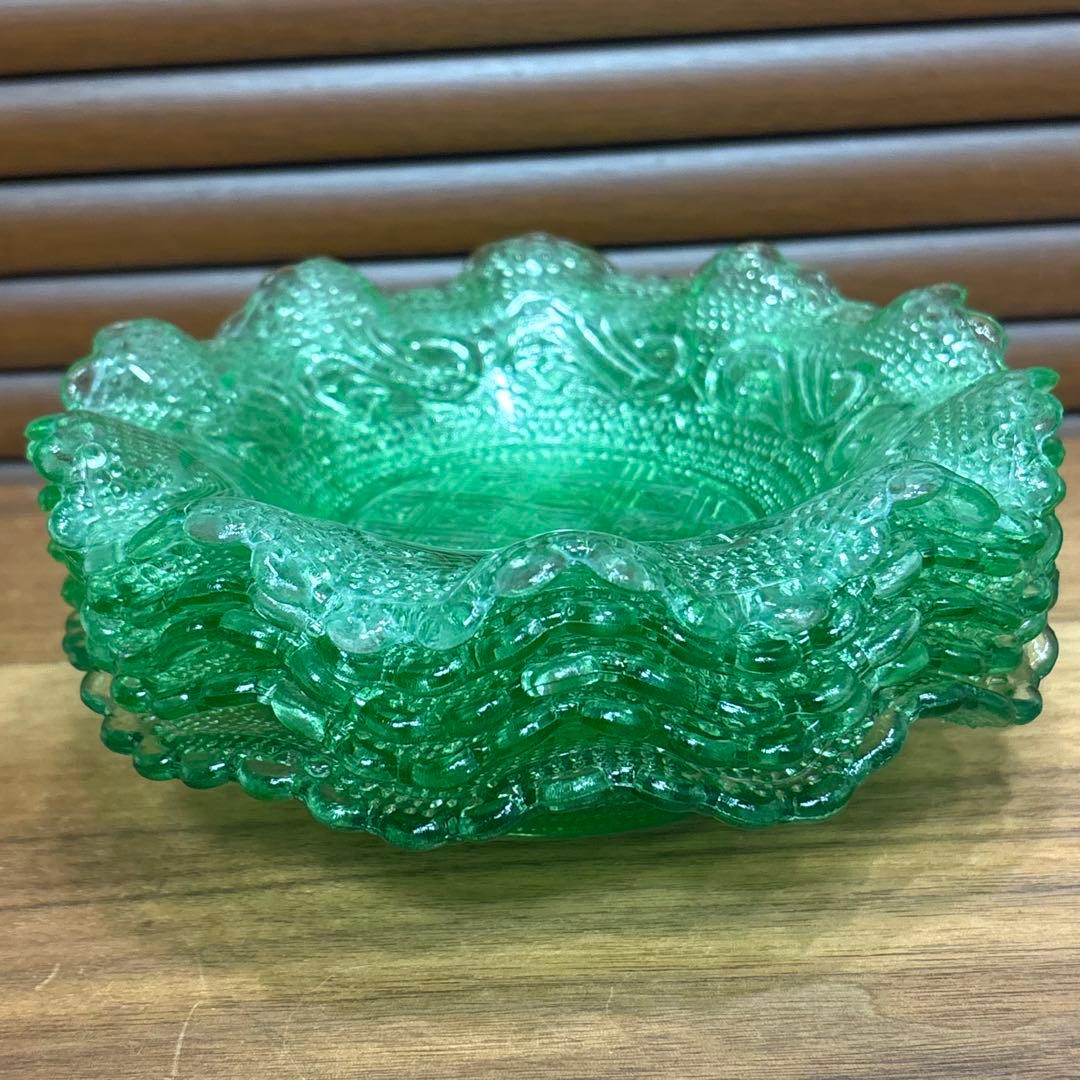 昭和レトロ◎フリルプレスガラス