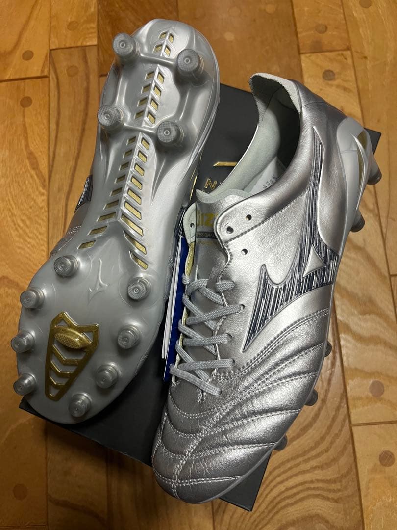 新品　激レア　超限定カラー　ミズノ　モレリア ネオ4 JAPAN 26.5cm