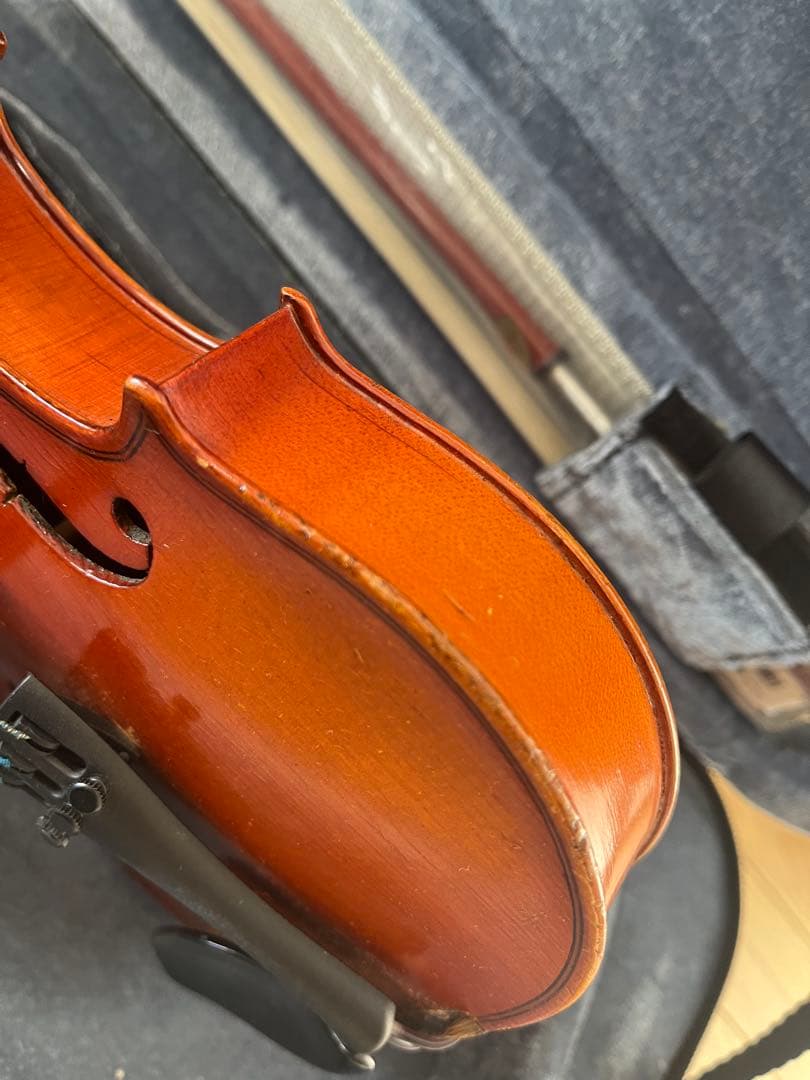 鈴木バイオリン　1/8サイズ　推定1960年代後半製造　背面刻印あり