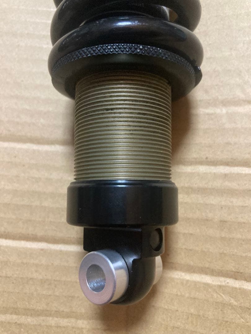 Manitou l リアサスペンション 190mm