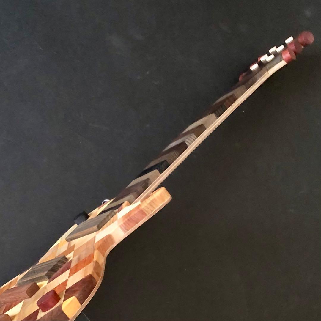 寄せ木アート　エレキギター　ハンドメイド　インテリア　銘木寄せ木