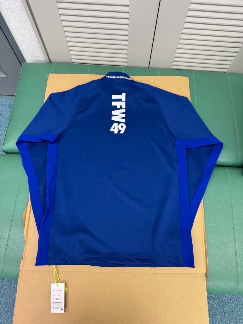 TFW49 青 長袖ハイネックシャツ　サイズL