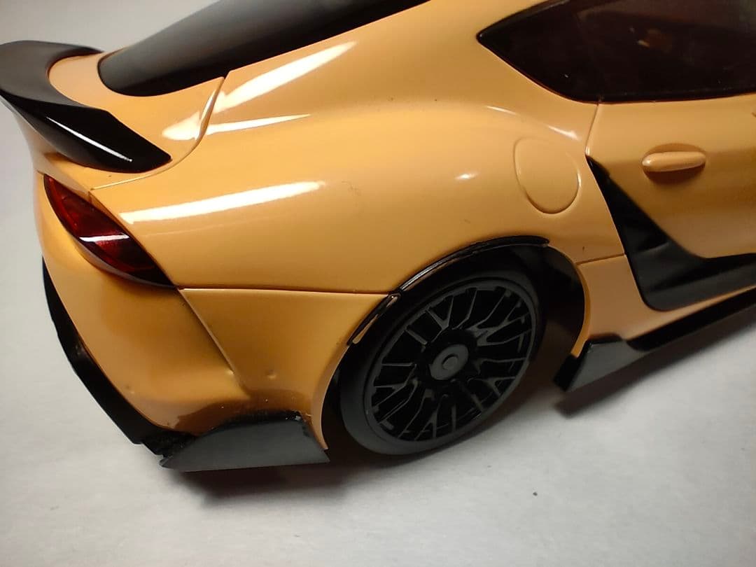 ミニッツAWD 　ジャイロ付き　トヨタ GR スープラ