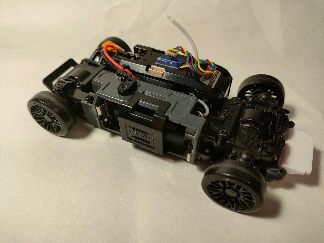 ミニッツAWD 　ジャイロ付き　トヨタ GR スープラ