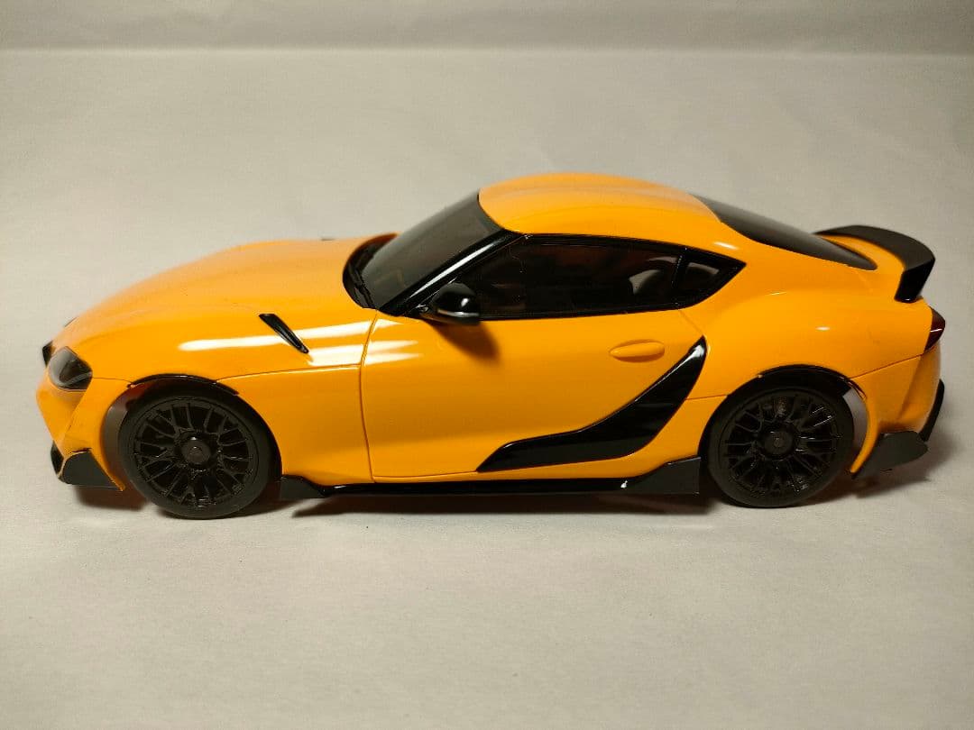 ミニッツAWD 　ジャイロ付き　トヨタ GR スープラ