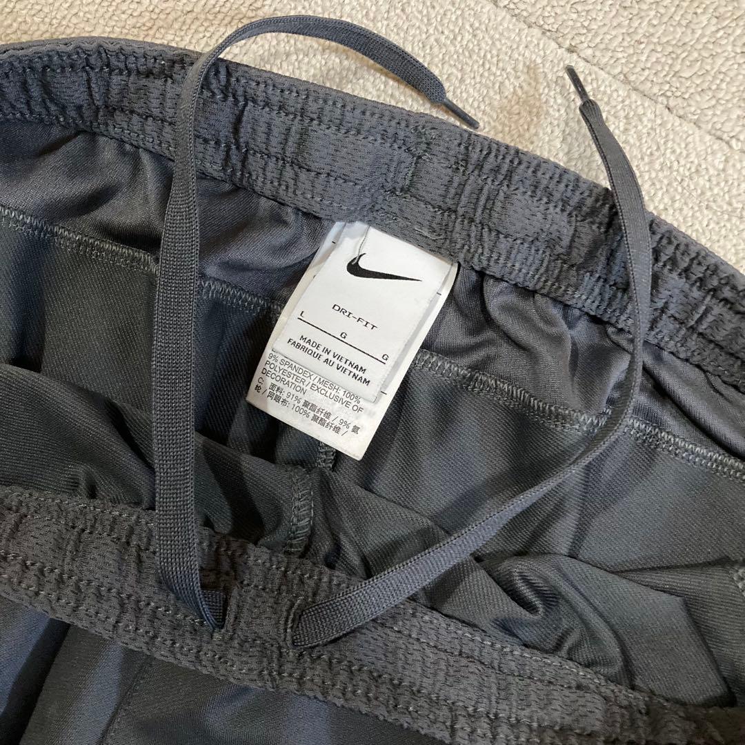 た*い様 美品NIKE浦和レッズ支給3/4パンツL(2022練習7分丈トレーニン