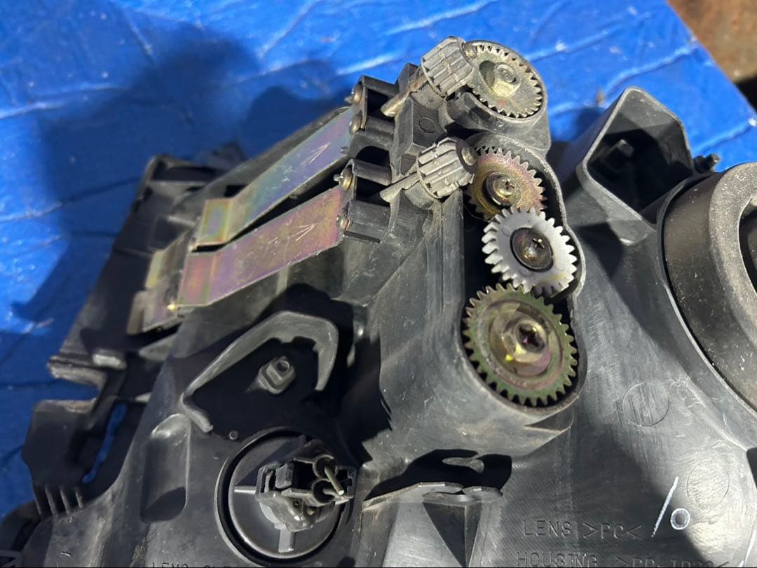 三菱　ミニキャブ　U62T ヘッドライト左右セット