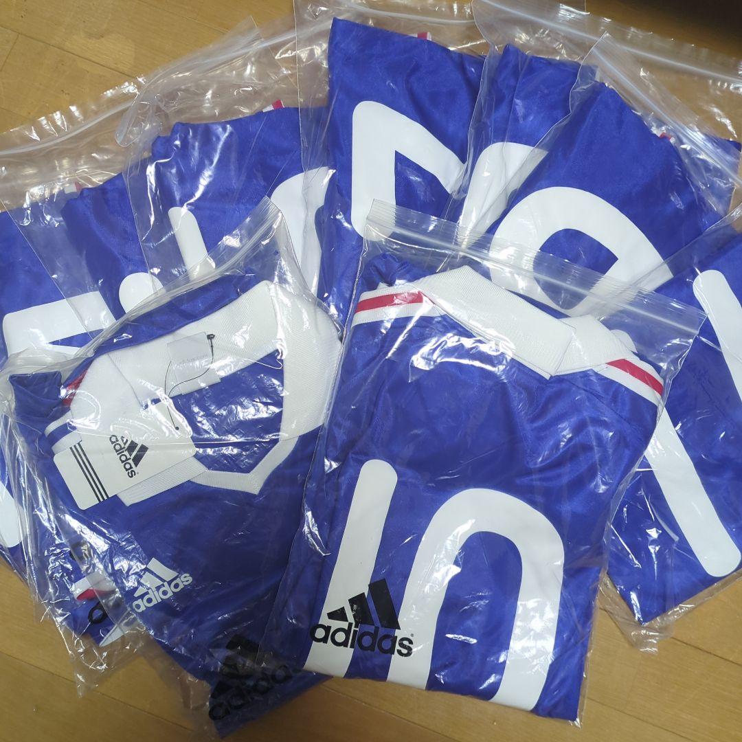 新品adidas 長袖サッカーユニフォーム青トリコロールライン襟付き10枚セット