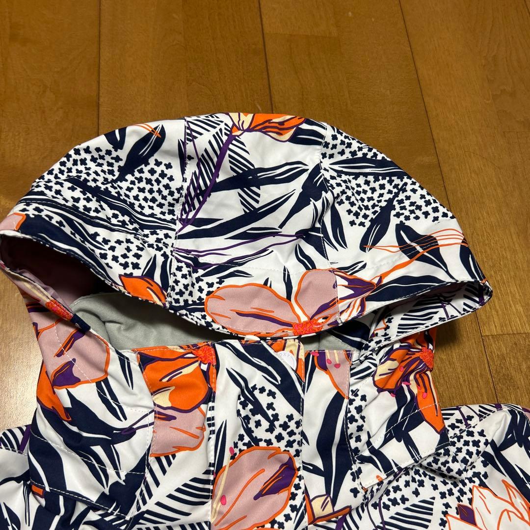 新品！タグ付き！　ROXY 花柄　スキーウェア　ボードウェア　防寒　S