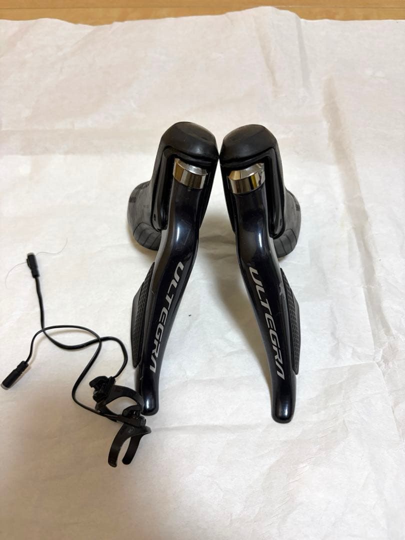 シマノ　ULTEGRA R8050 Di2 stiレバー スプリントスイッチ付き