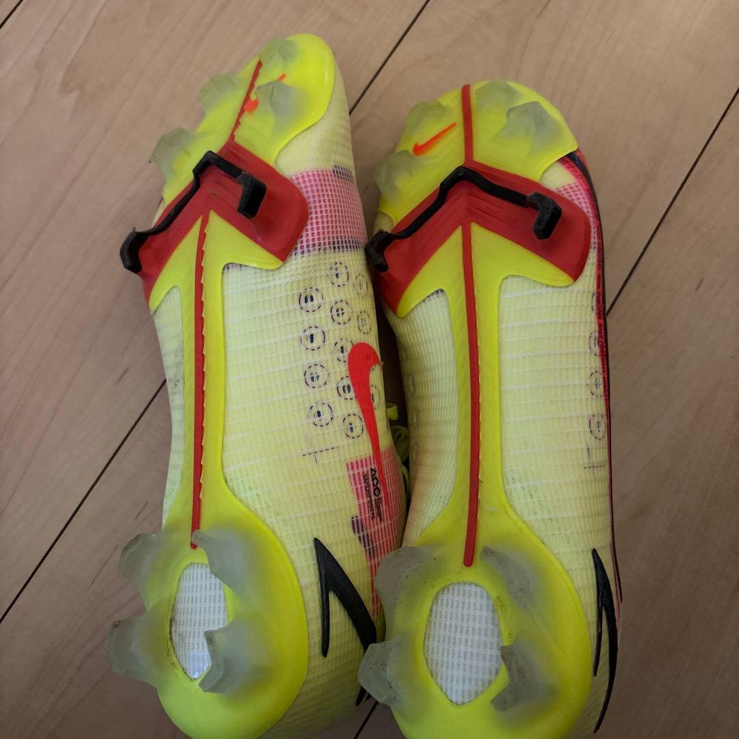 マーキュリアルヴェイパー14fg 27センチ