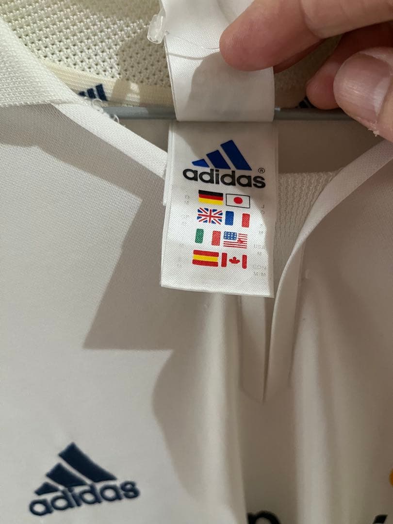 サッカー　adidas レアルマドリード ヴィンテージ ユニフォーム　ウェア