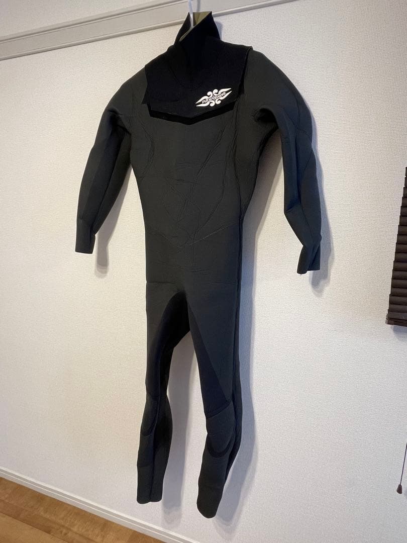 は*あ様 FUTURE セミドライ　5/3mm メンズ　Lサイズ