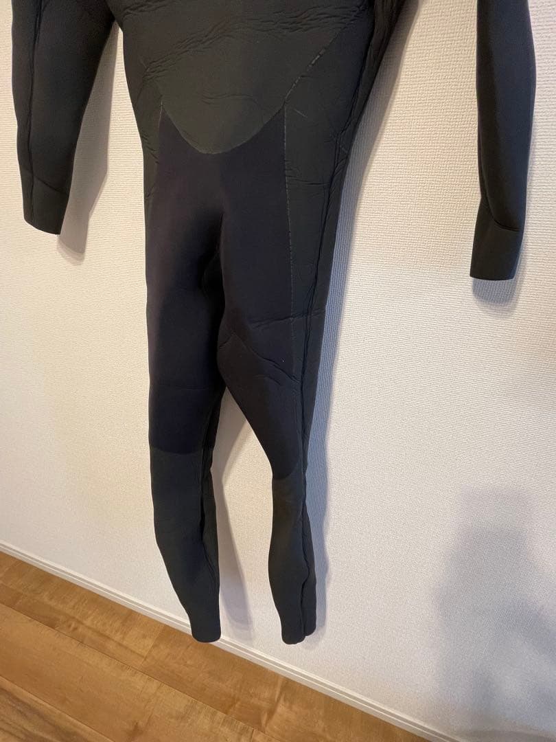 は*あ様 FUTURE セミドライ　5/3mm メンズ　Lサイズ