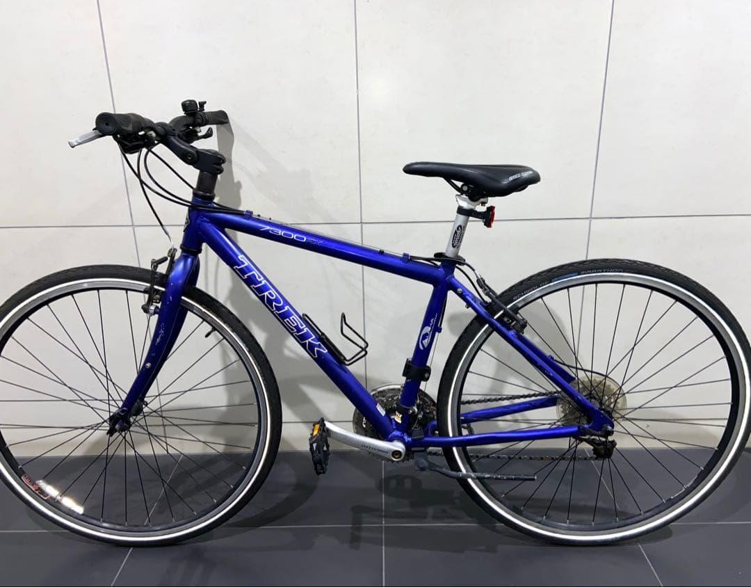 TREK FX トレック　クロスバイク スポーツバイク FX7.31247300