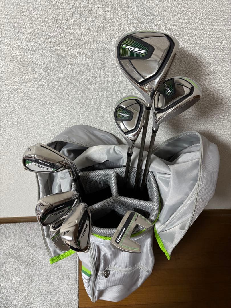 TaylorMade ゴルフバッグ・クラブセット