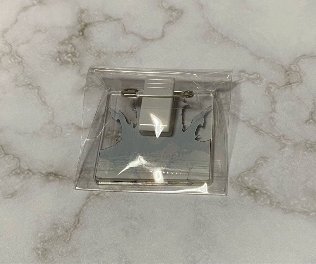 藍染惣右介 WJ50周年 BLEACH アクリルバッジ　ジャンプフェスタ2019