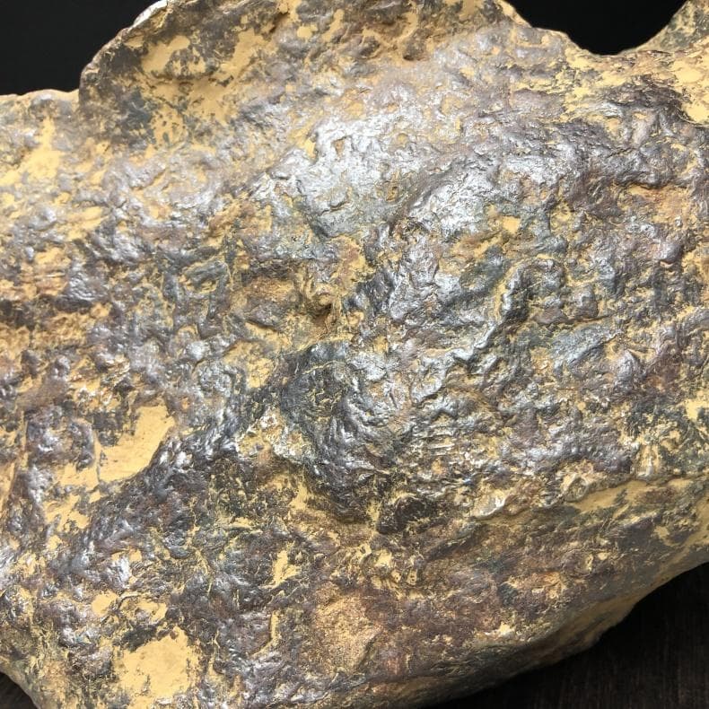 隕石　アルタイ隕石　大型隕石 6.9キロ　鉄隕石　ナチュラル　原石 木台付き