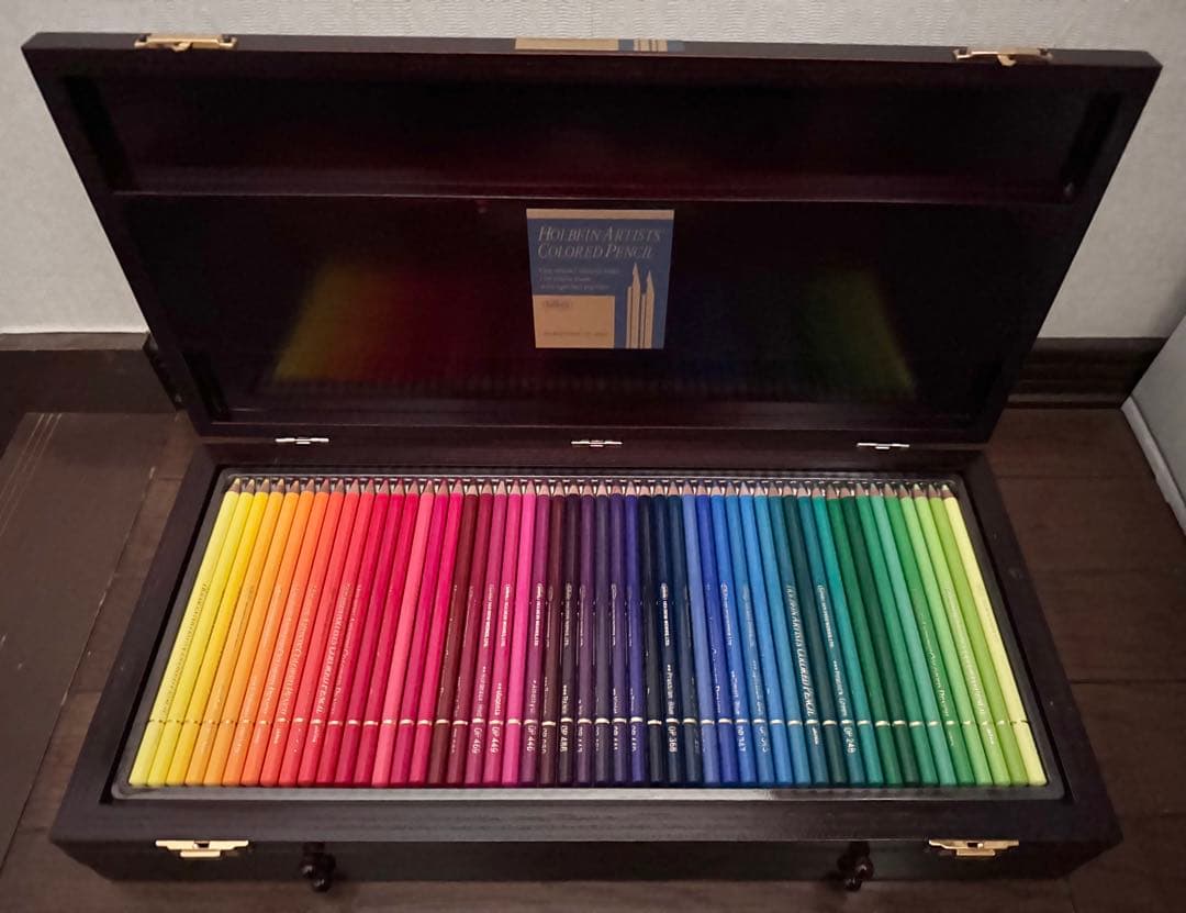 新品 未使用 ホルベイン アーチスト 色鉛筆 木函セット 150色 木箱 全色