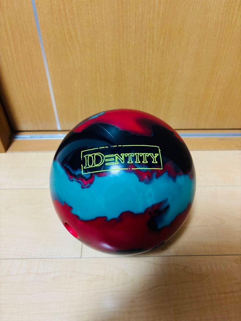 STORM IDENTITY ボウリングボール　15P 4オンス　値下げ