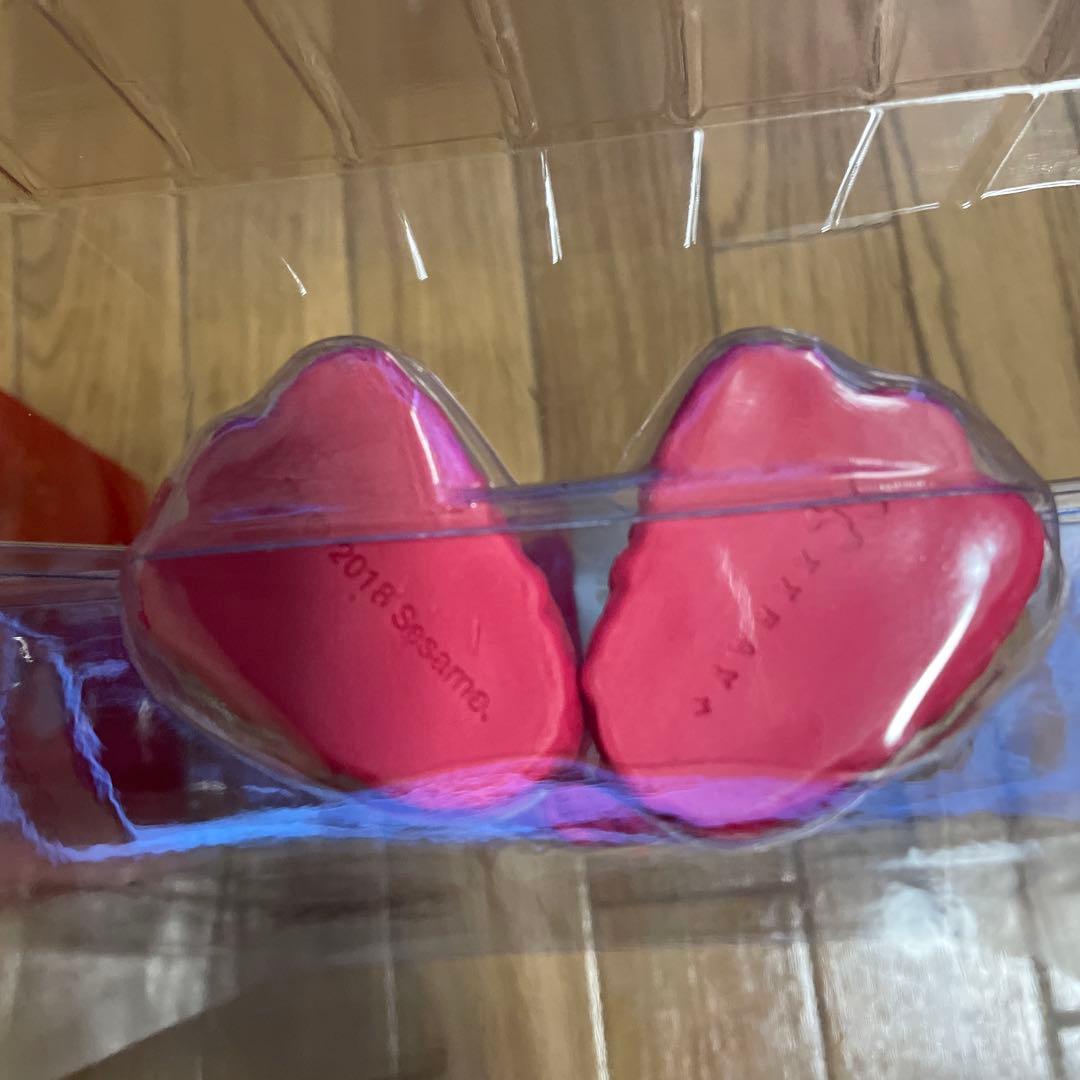 セサミストリート　エルモ　フィギュア　Mighty Jaxx