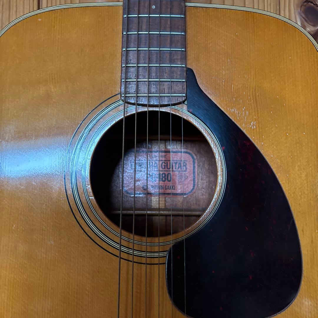 名機　YAMAHA FG 180 赤ラベル➕ハードケース