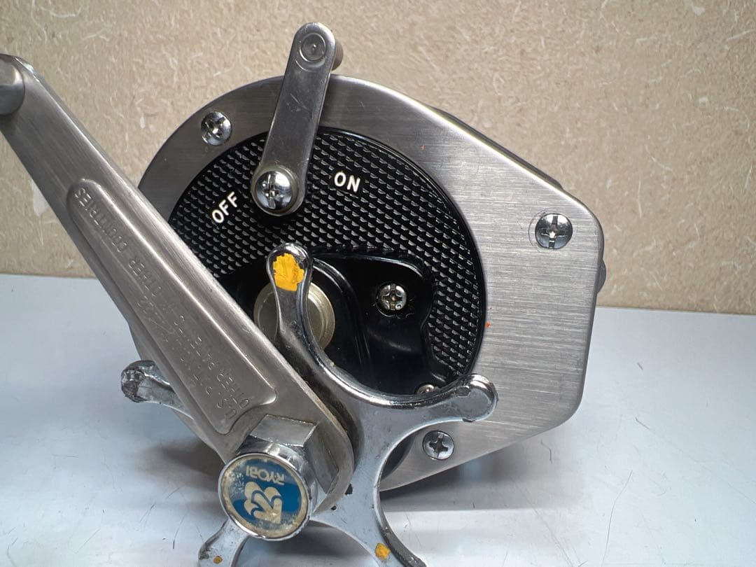 リール RYOBI ADVENTURE 80