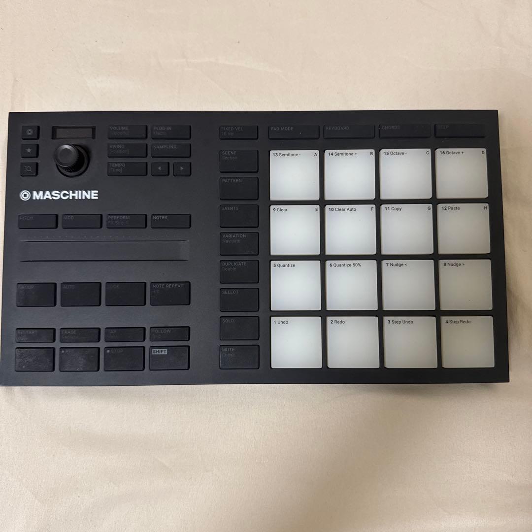 MASCHINE MIDIコントローラー 黒