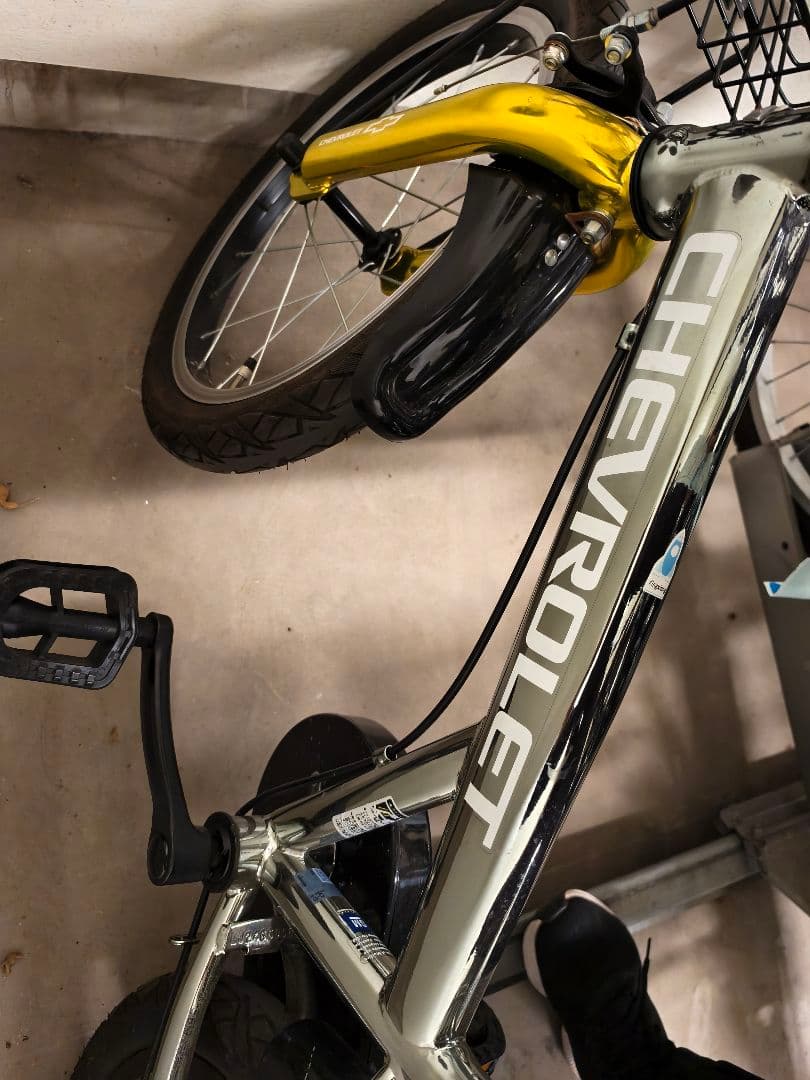 シボレー 16インチ　キッズ自転車　子ども自転車