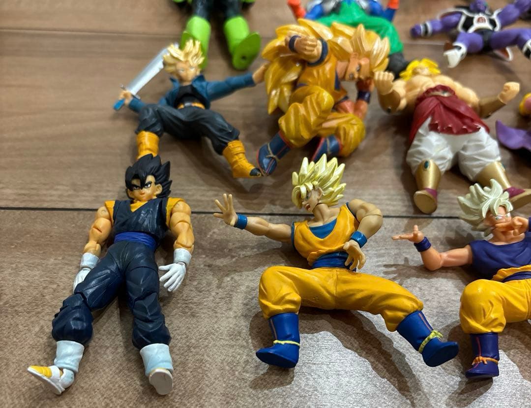 ドラゴンボールフィギュア　各種21体
