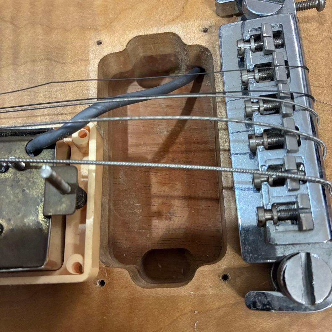 自作　エレキギター　詳細不明　かっこいいですがジャンク　ディマジオピックアップ