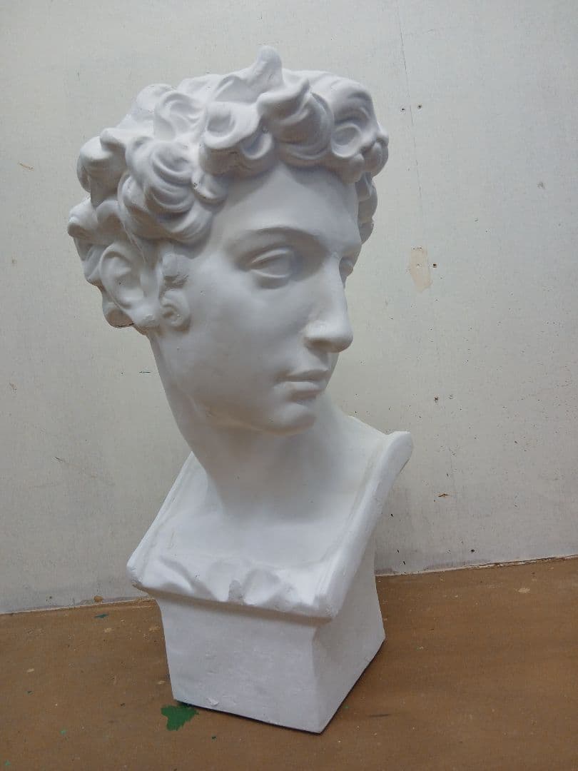 くま。メディチ首像60cm