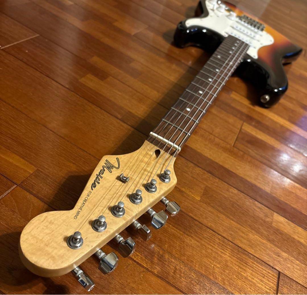 ストラトキャスター タイプ　エレキギター (センターブレンダー回路搭載)